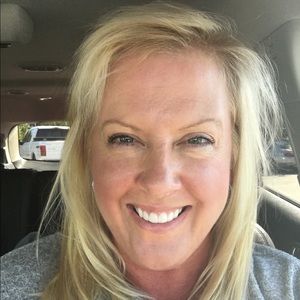 Meet your Posher, Beth ann